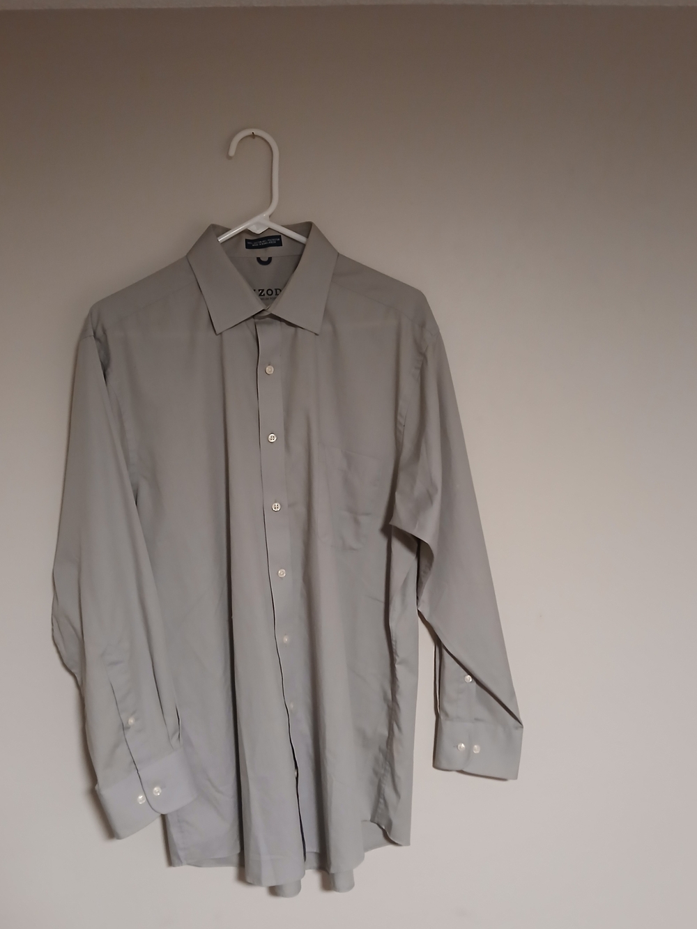 Izod Men’s Pale Gray Dress Shirt - Spread Collar Button-Up
